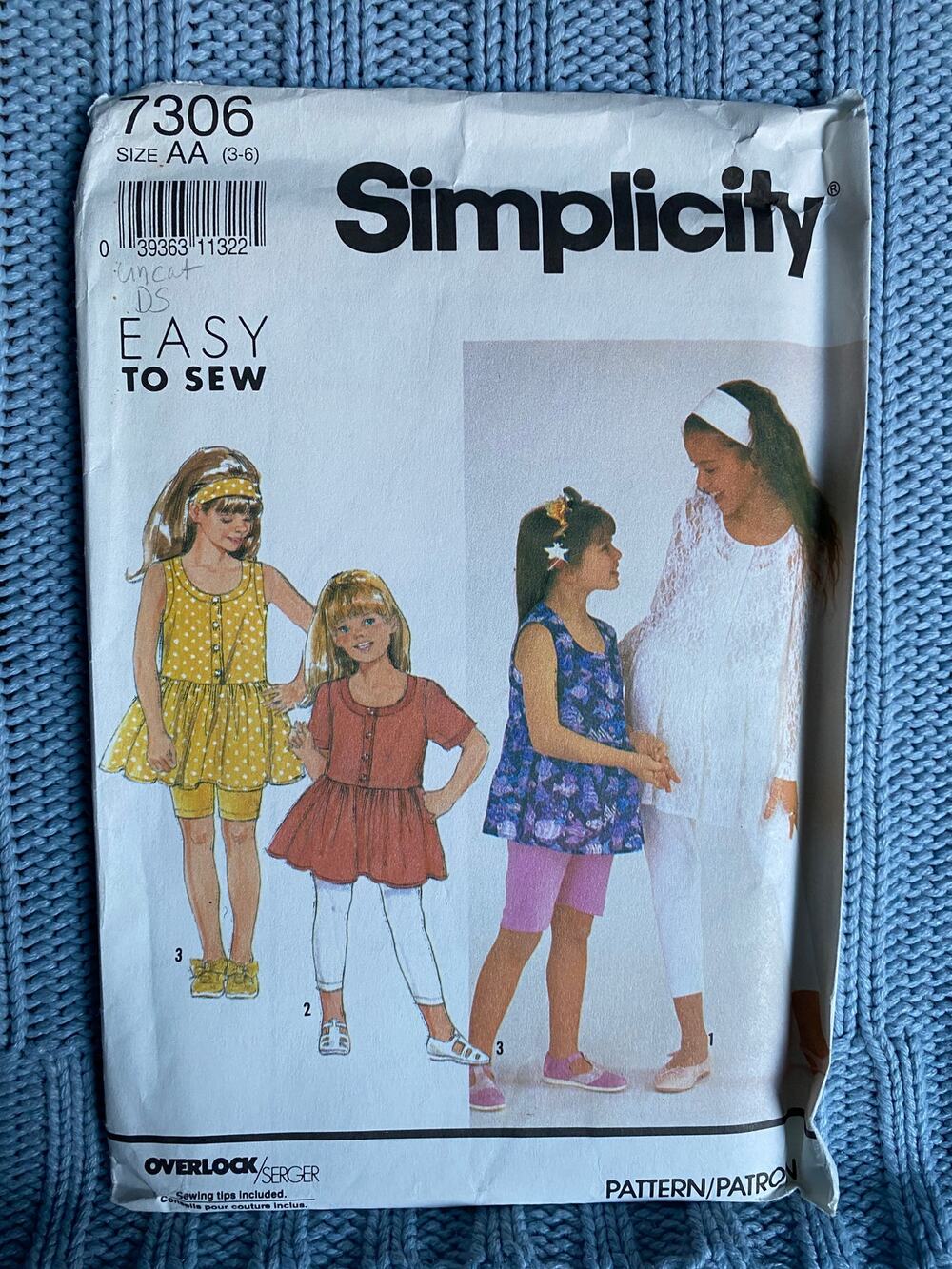Simplicity 7306 Sewing pattern girls babydoll top leggings 1990s size 3-6